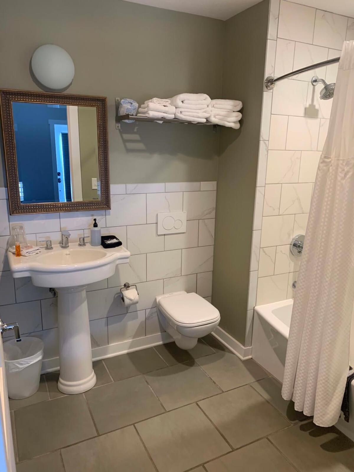 Northport Inn Boutique Hotel R207 Dış mekan fotoğraf